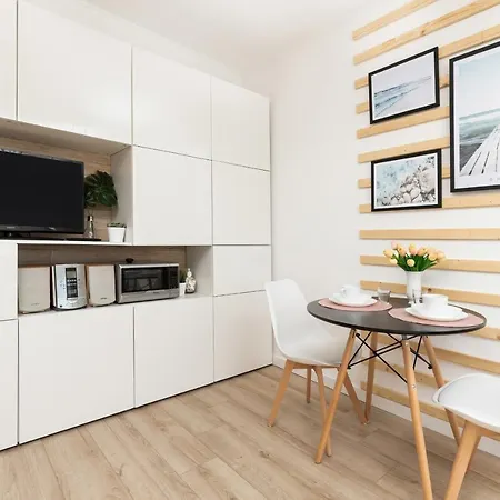 Przebendowskiego By Renters * Puck