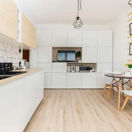 Apartment Przebendowskiego By Renters Puck